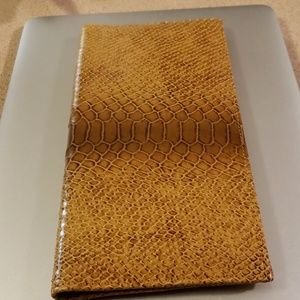 Milana leather wallet